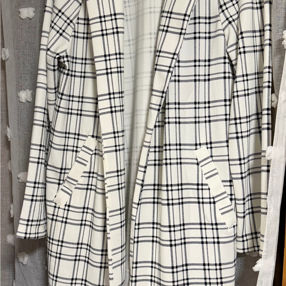 MELLODAY Black and White Plaid Trench Coat